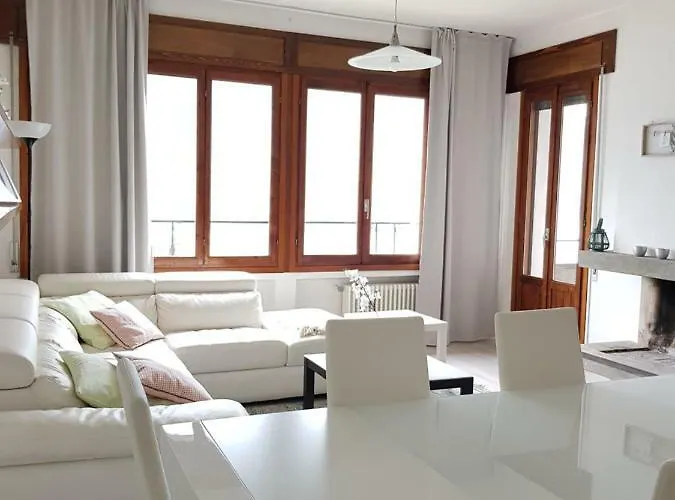 펜션 Fabulous View On The 발솔다